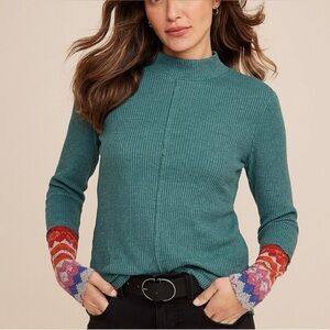 New with Tags Women’s XXL Maurices Waffle Knit Fair Aisle Wrists Top